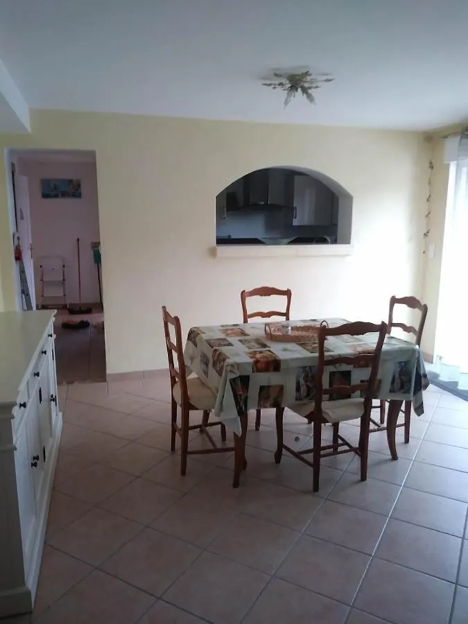 Magniolia Villa Le Lavandou 0*,  France